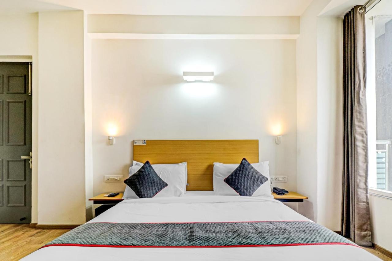 Townhouse Sector 30 Near Botanic Garden Of Indian Republic Hotel Noida Kültér fotó