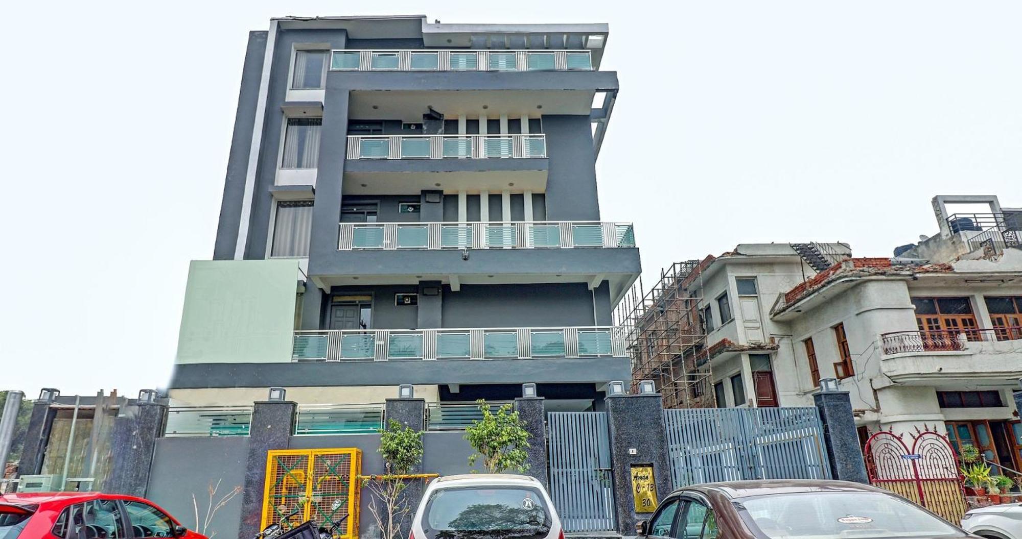 Townhouse Sector 30 Near Botanic Garden Of Indian Republic Hotel Noida Kültér fotó